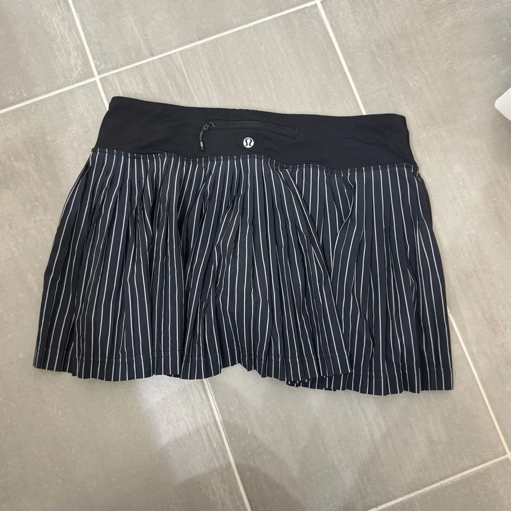 lululemon athletica Pleat to Street Skirt II - Picture 5 of 7